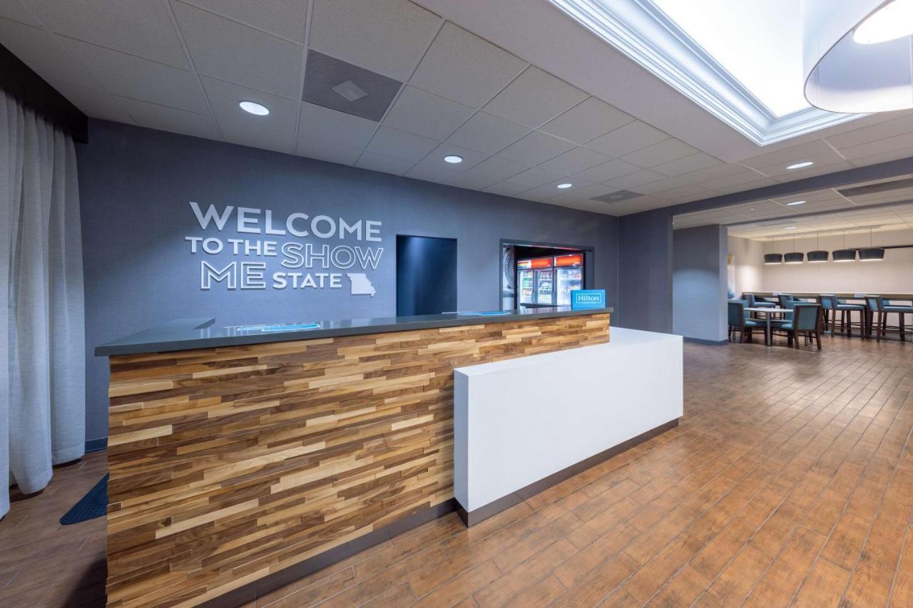 Hampton Inn סנט רוברט מראה חיצוני תמונה